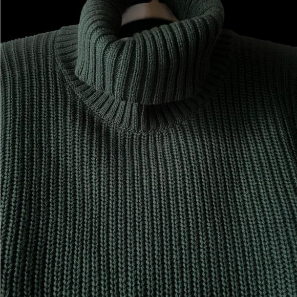 Brand new size large Old Navy hunter green knit sweater with tags - Picture 6 of 6